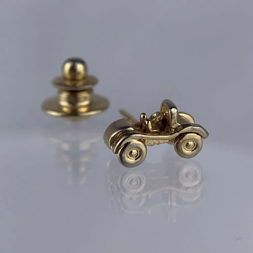Convertible Car Gold Tone Tie Tack Pin Lapel Dune Buggy Vintage